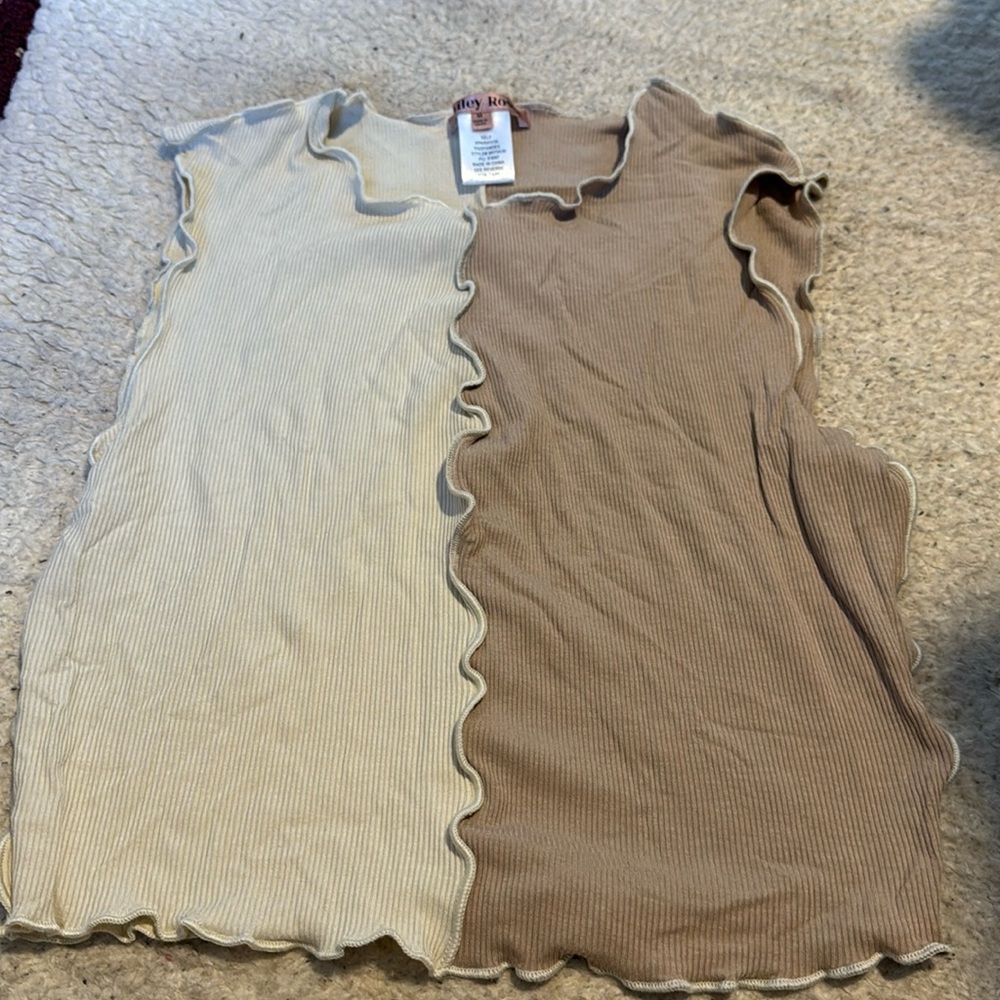2 Toned Crop Top
